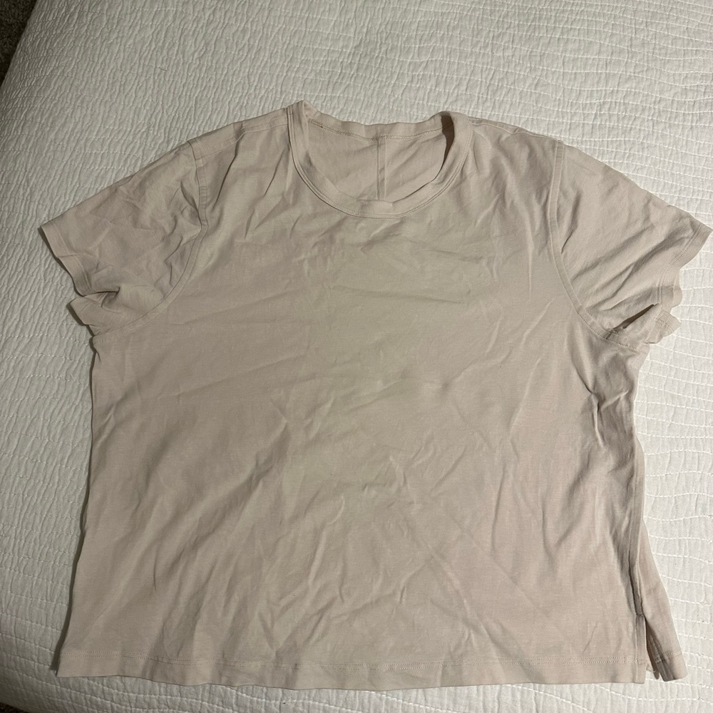 (Lululemon) Classic Fit Tee White Opal